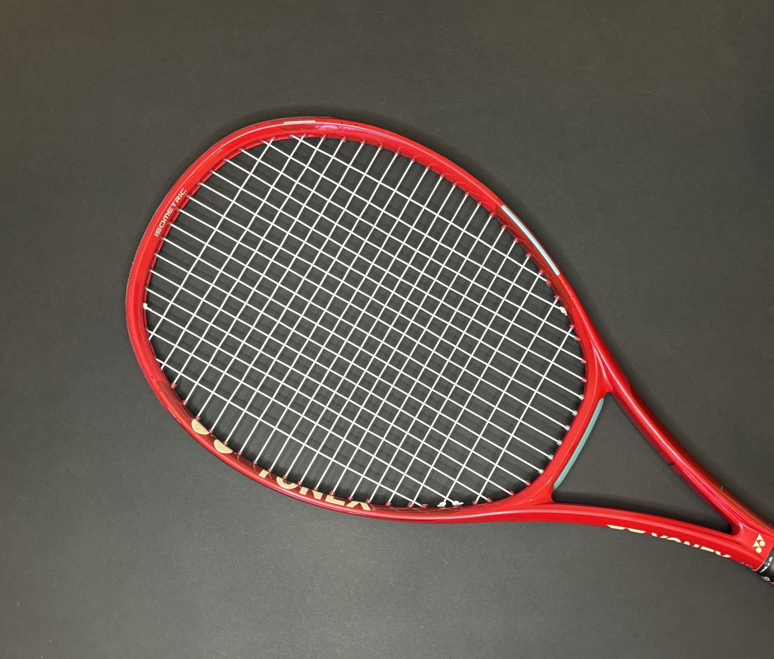 Yonex VCORE 95 head and frame side A